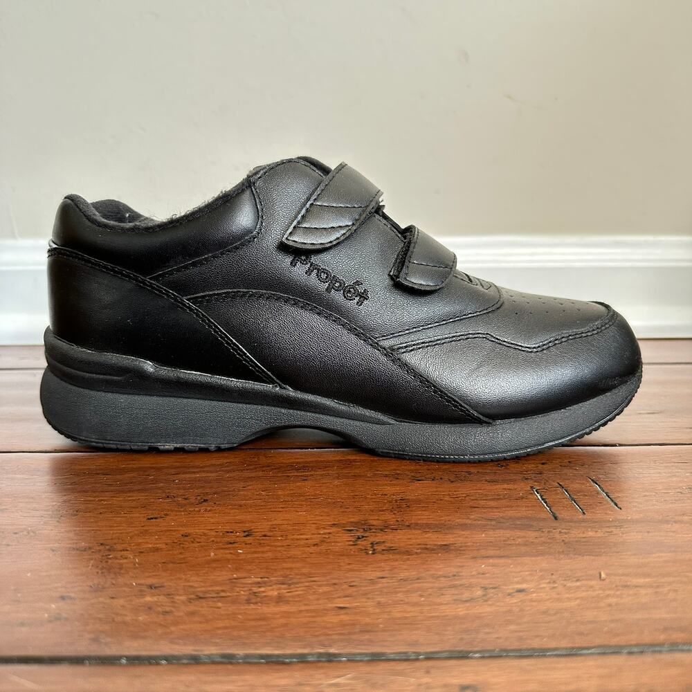 Propet Womens 9W Tour Walker Strap Leather Comfort Shoe Shock Absorbing Black - Picture 3 of 9